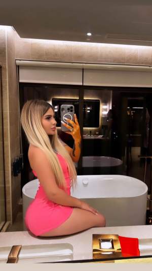 21 yaşlı beyaz tenli Semanur