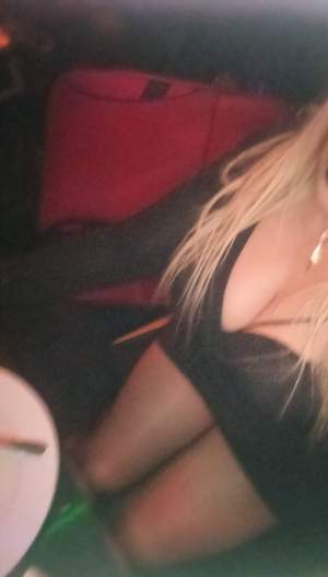 Samsun Merkezden escort bayan  Eda