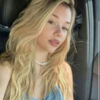 İzmir’den yeni gelen bayan Kumsal