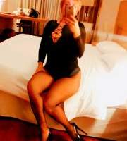 Sevişirken rahatlaşan Arzu