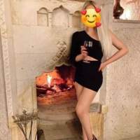 Son derece güzel ve narin Aysel