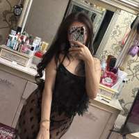 Yini genc bayan Dunyo